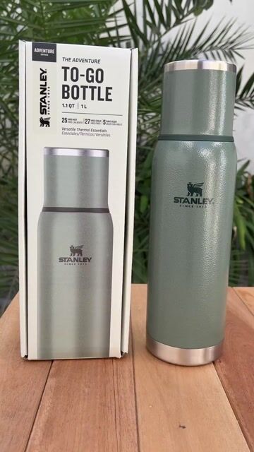 Video de Termo Adventure 1lts Pico Cebador Mate Color Verde Stanley
