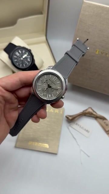 Video de Bvlgari Octo Roma 41mm - AÇO/MOSTRADOR CINZA - SILICONE