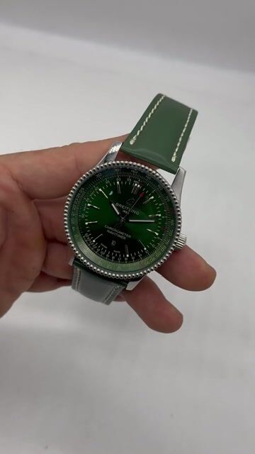 Video de Breitling Navitimer 42mm - AÇO/MOSTRADOR VERDE - COURO