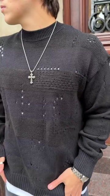 Video de Sweater Riot/ Negro