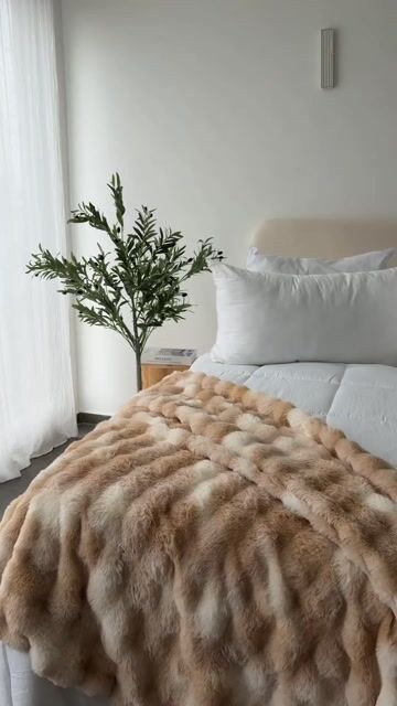Video de MANTA SIENNA BEIGE