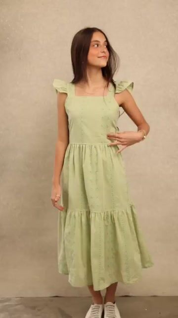 Video de Vestido em Laise Mariella 9031