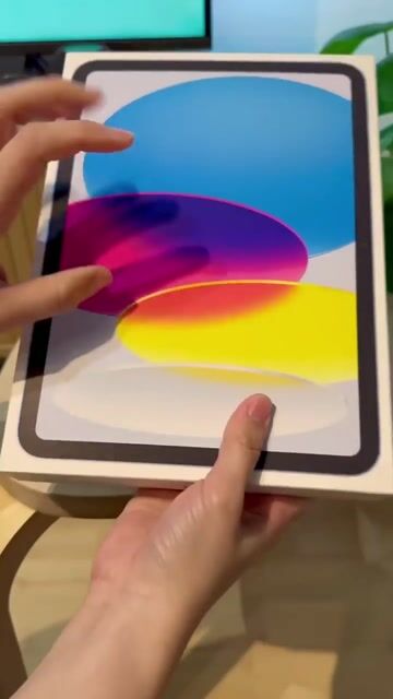 Video de Apple iPad 11 Pulgadas Liquid Retina Chip A14 Bionic WiFi 128GB Plateado Rosa Celeste