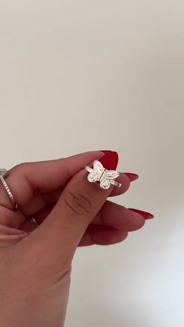 Video de Anillo mariposa