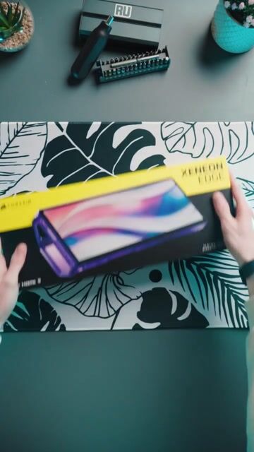 Video de Pantalla Táctil CORSAIR XENEON EDGE 14.5 Pulgadas LCD Resolución 2560x720 USB-C HDMI Soporte Magnético