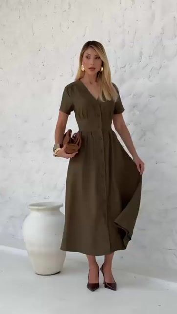 Video de Vestido Midi Recorte Na Frente - 205289
