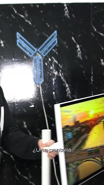 Video de Monitor Portátil Dellorean V27P+ 27 2en1 Android 13 8GB 128GB 13MP