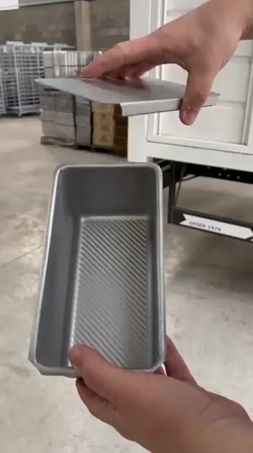 Video de Molde de Pan lactal 20x10x10 con tapa- Aluminizado