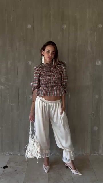 Video de Amélie • ropa y accesorios
