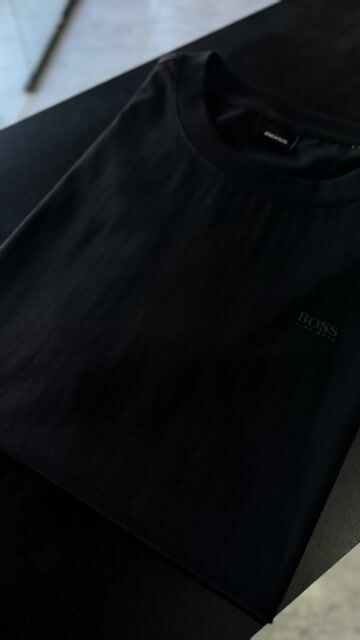 Video de Camiseta Básica HUGO BOSS