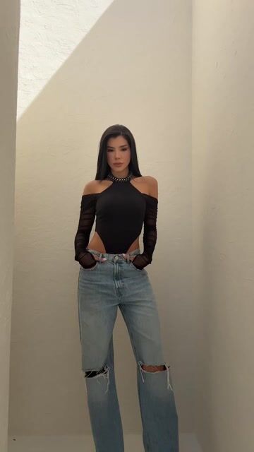 Video de BODY NICOLE