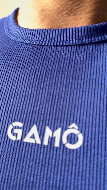 Video de Camiseta Canelada Azul