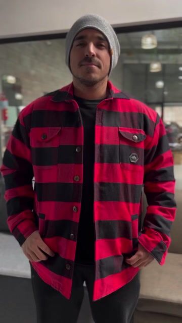 Video de Wayfarer | Ropa de Hombre y Unisex + Accesorios de moda