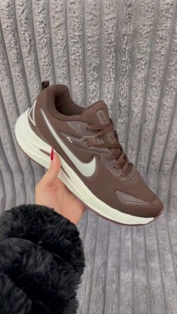 Vídeo de Republic Shoes