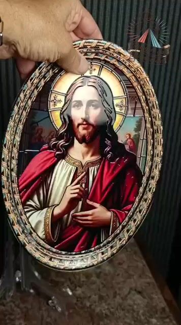 Video de Quadro de mesa/parede oval Sagrado coração de Jesus- com suporte