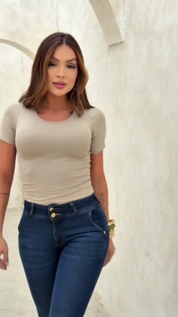 Vídeo de LUNAY'S JEANS