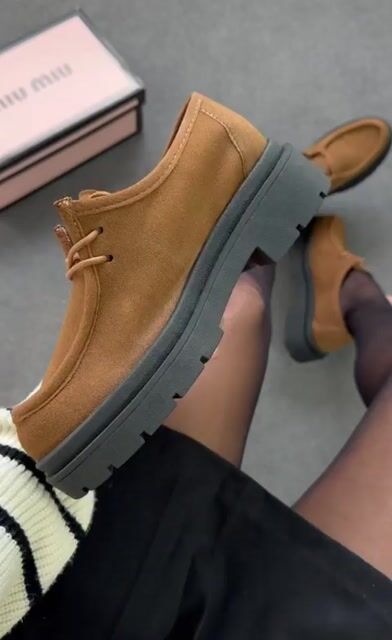 Video de Miu Miu Mocassim Tratorado