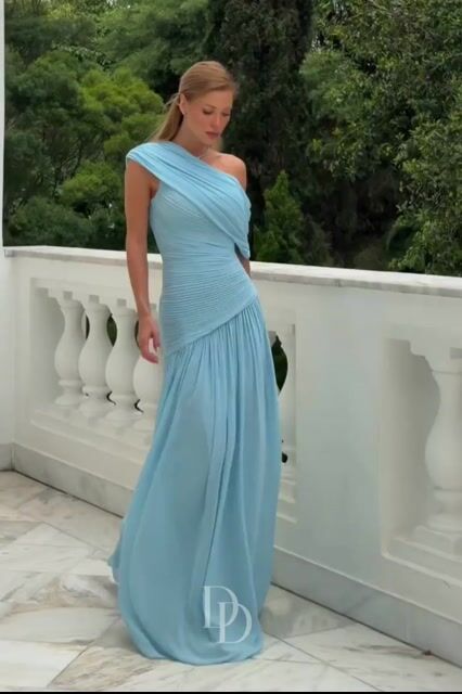 Vídeo de Doll Dress - Vestidos de Festa 