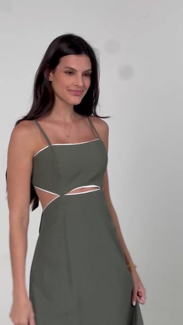 Vídeo de VESTIDO MIDI CARINE