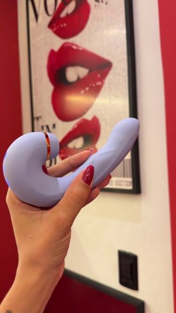 Vídeo de Jade- Vibrador, Sugador e Tapping em 1 só