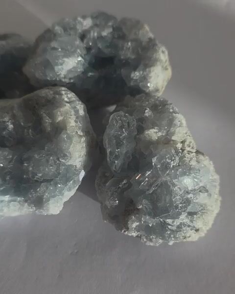 Video de Drusa de Celestita- Peças de 145g a 160g