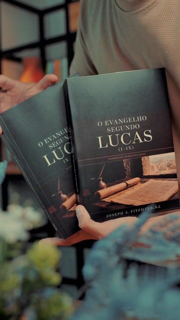 Vídeo de Livraria Cristã Com Cristo - Bíblias, livros evangélicos, vida cristã