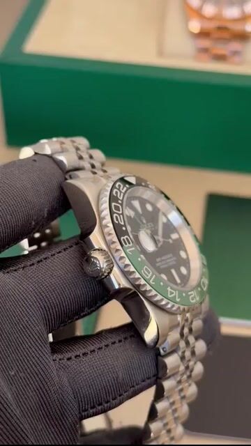 Video de GMT Master II 40mm - AÇO/MOSTRADOR PRETO (SPRITE)