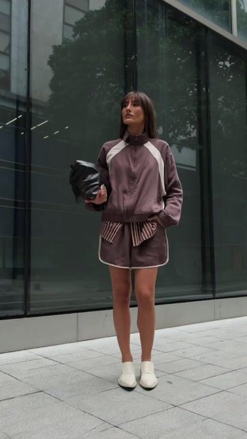 Vídeo de Conjunto Lucy Marrom com Areia
