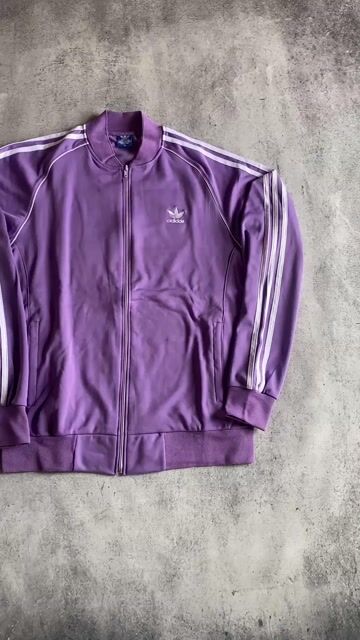 Video de Campera Adidas Sst Violeta