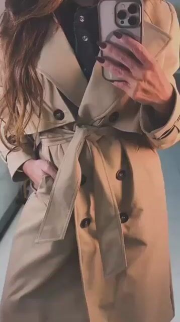 Video de Trench Coat Leonie