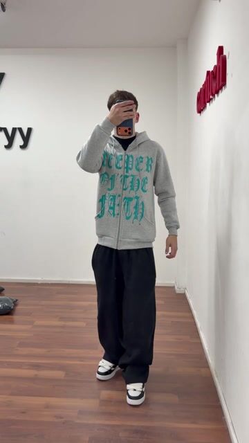 Video de Campera gris reepers