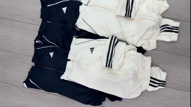 Video de Campera adi crema
