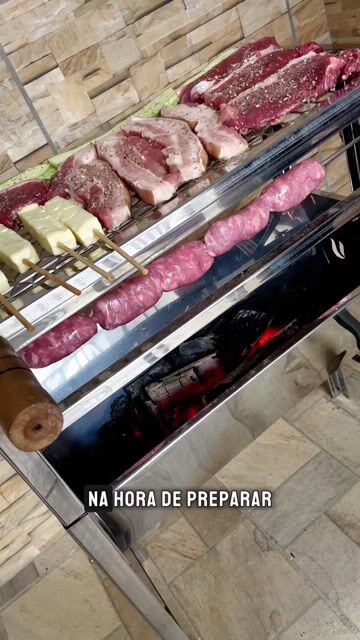 Vídeo de Espeto para Churrasco Inox Premium Simples Cabo de Madeira