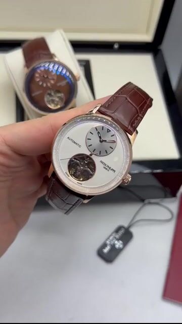 Video de Patek Philippe Tourbillon 42mm - AÇO ROSE/MOSTRADOR BRANCO - COURO