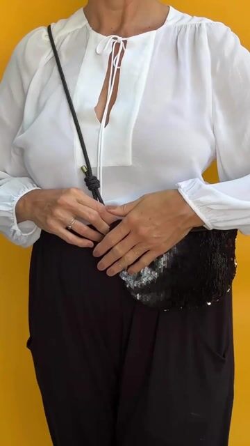 Video de Bolchete Paete Preto/Dourado com Alça de Couro