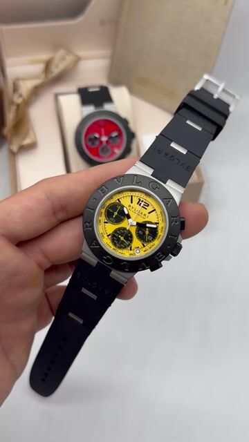 Video de Bvlgari Aluminium Chronograph 40mm - AÇO/MOSTRADOR AMARELO - SILICONE