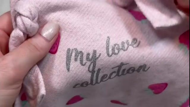 Video de Vestido Bebê Menina com Body Rosa Morangos