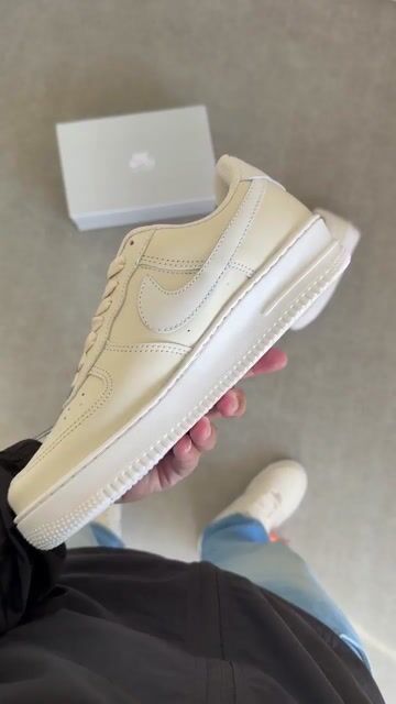 Video de Nike Air Force One Off White