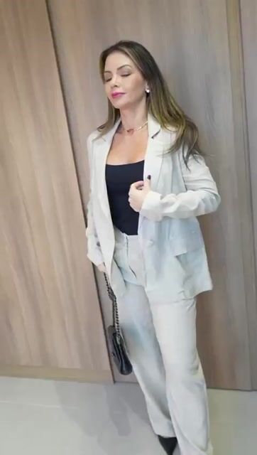 Vídeo de MCForm | Moda Feminina