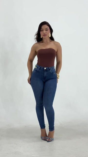 Vídeo de LUNAY'S JEANS