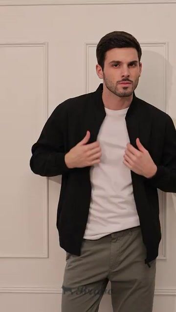 Video de Campera bomber Drake negro