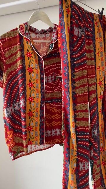 Vídeo de Kimonos femininos autorais em viscose, tricô e veludo. Feitos no Brasil, vários tamanhos. Parcele em 3× sem juros