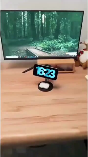 Vídeo de Carregador Sem Fio Magnético 3 em 1 ACW-2101 Qi 15W USB-C Celular Smartwatch Fone sem Fio