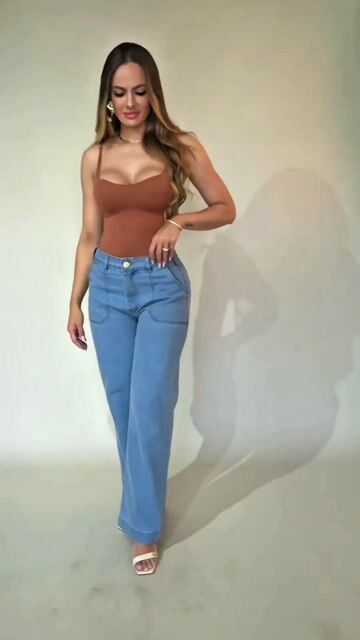 Vídeo de LUNAY'S JEANS