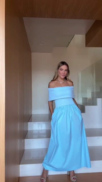 Vídeo de Vestido Cláudia Azul Claro