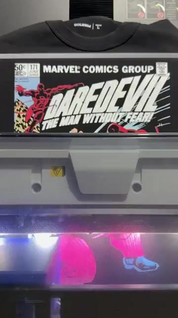 Video de Remera Daredevil Patada