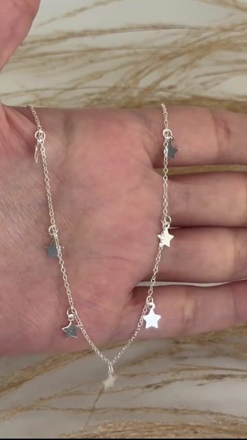 Vídeo de Colar Estrelas Lisas 60cm Em Prata 925