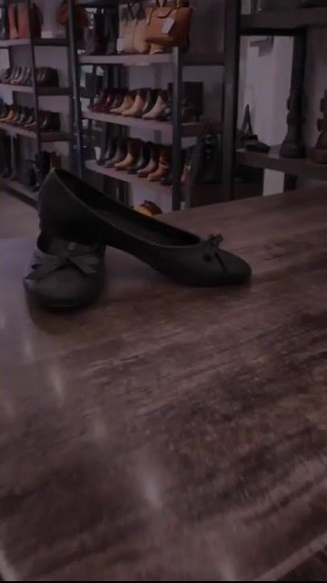 Video de SOLEMNIA SHOES