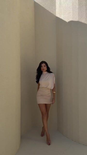 Video de VESTIDO CURTO LAISA