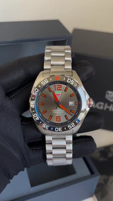 Vídeo de Relógio TAG Heuer Formula 1 Cinza Laranja Automático